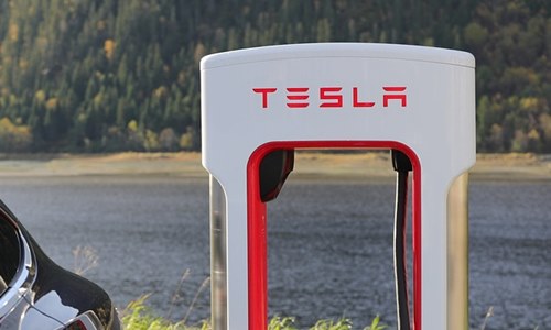 Tesla seeks regulatory approval to make long-range Model 3s in China
